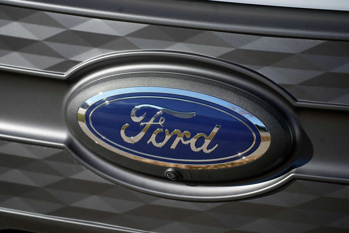 Connecticut Ford dealers face ultimatum: Spend thousands or stop ...