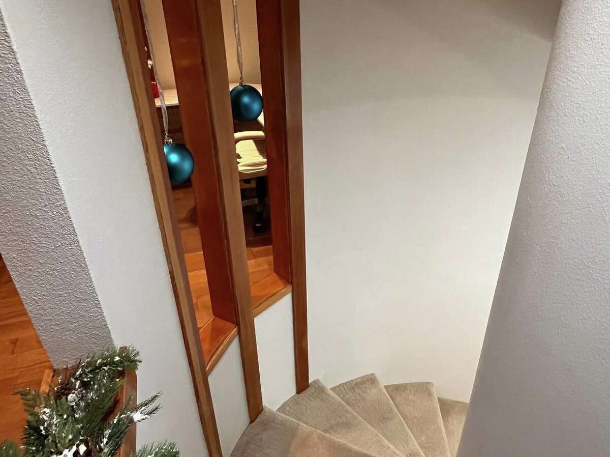 Zonta Homewalk features renovated and decorated Midland home