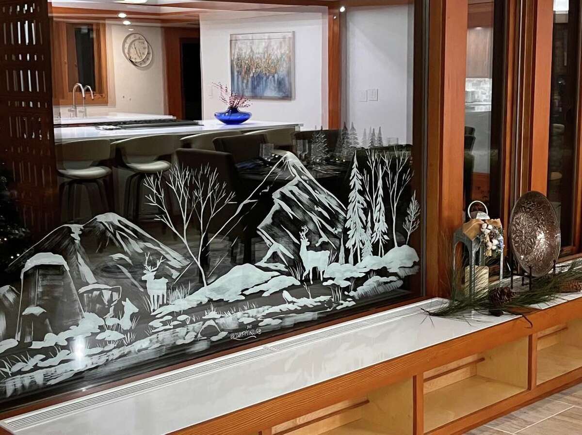 Zonta Homewalk features renovated and decorated Midland home