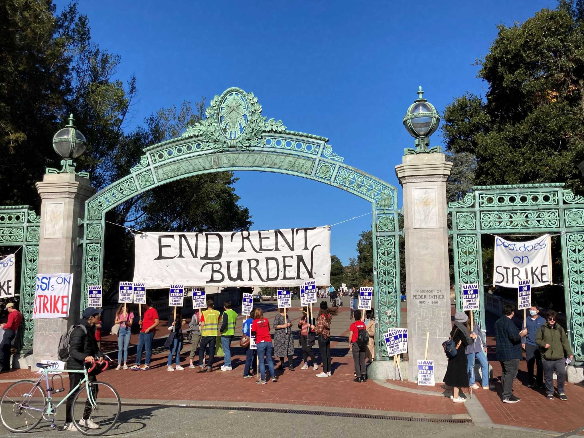 Striking UC student workers occupy chancellor's office in Berkeley to push  for deal