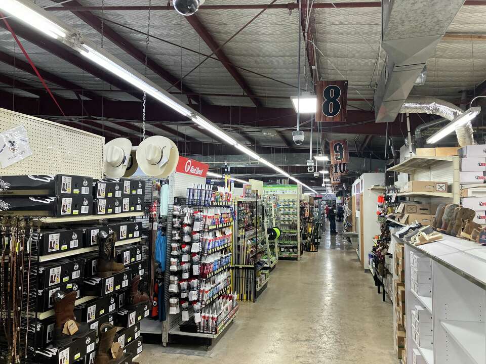 Texas Hill Country has one of last Gibson's Discount Stores