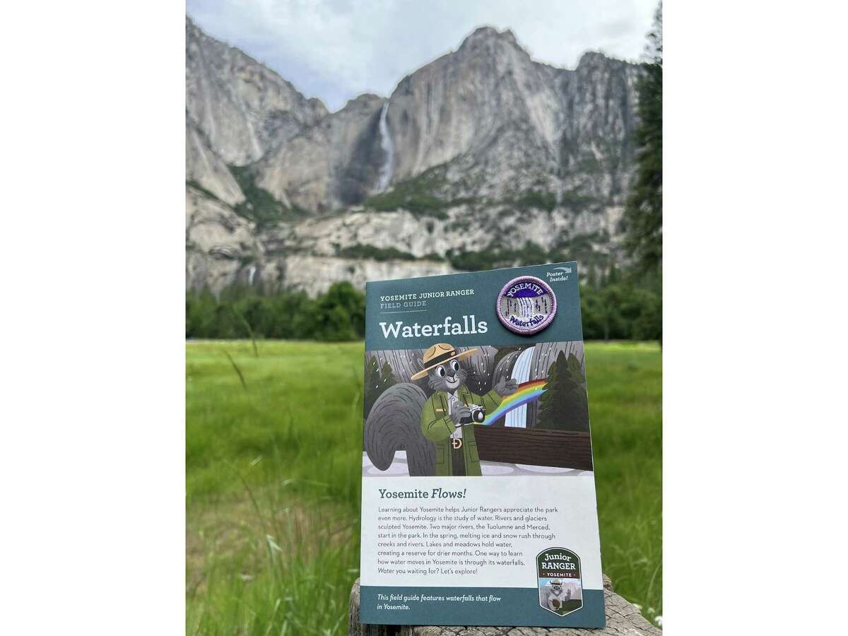 Yosemite Junior Ranger Field Guide Pack