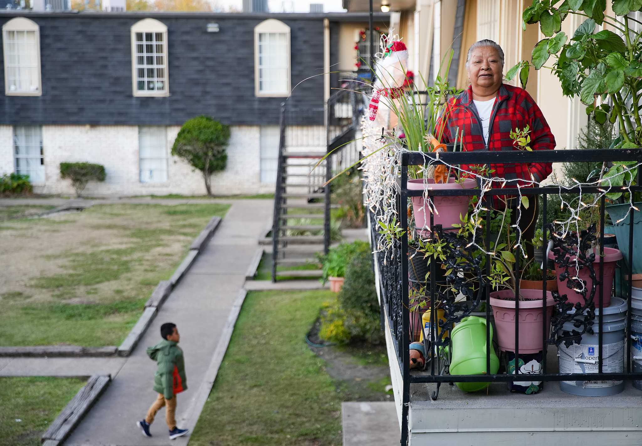 Beautiful patio gardens in Gulfton link residents to the lives they left behind in Latin America