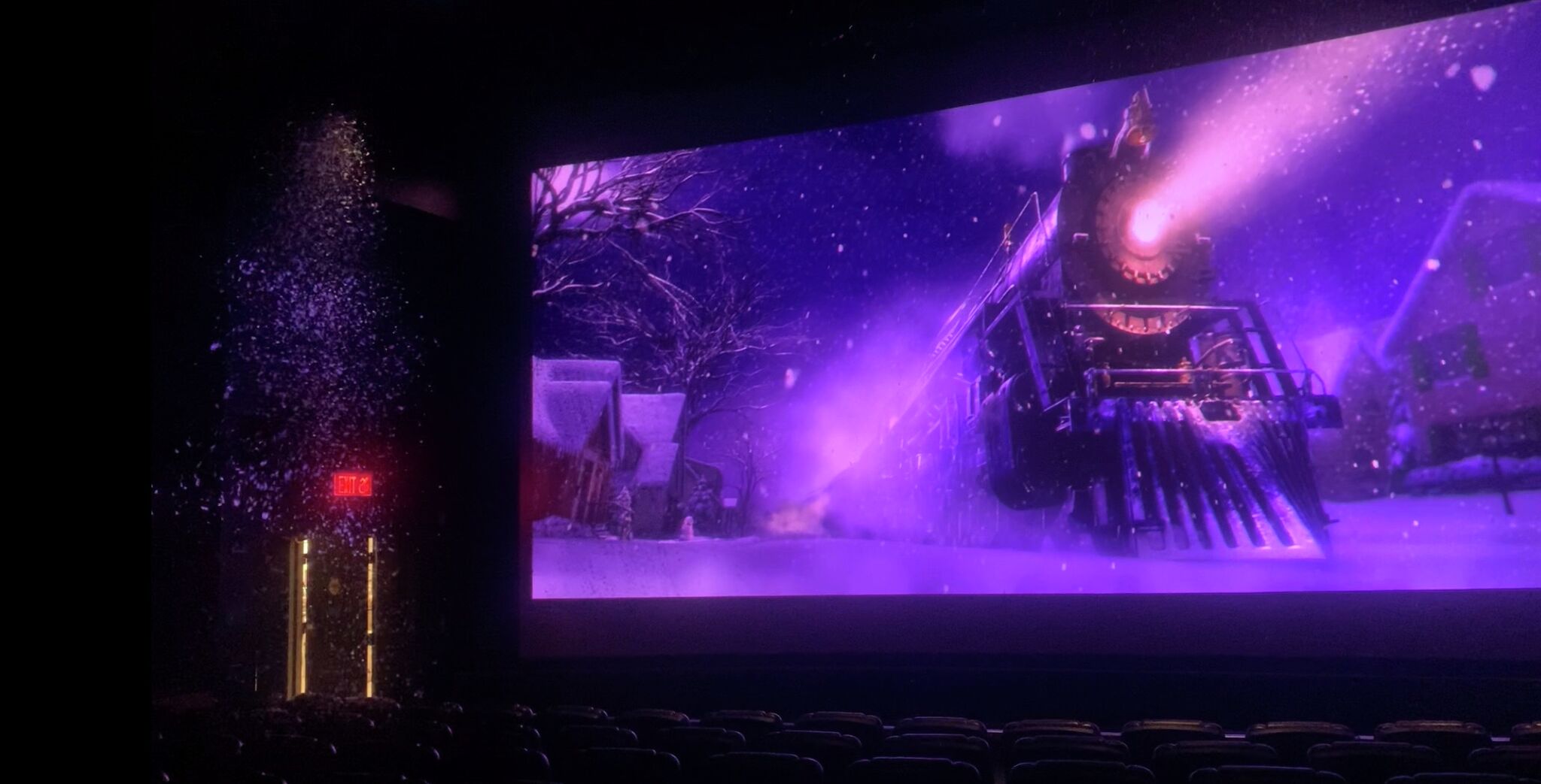 Behind The Scenes Of The Maritime Aquarium s 4D Theater