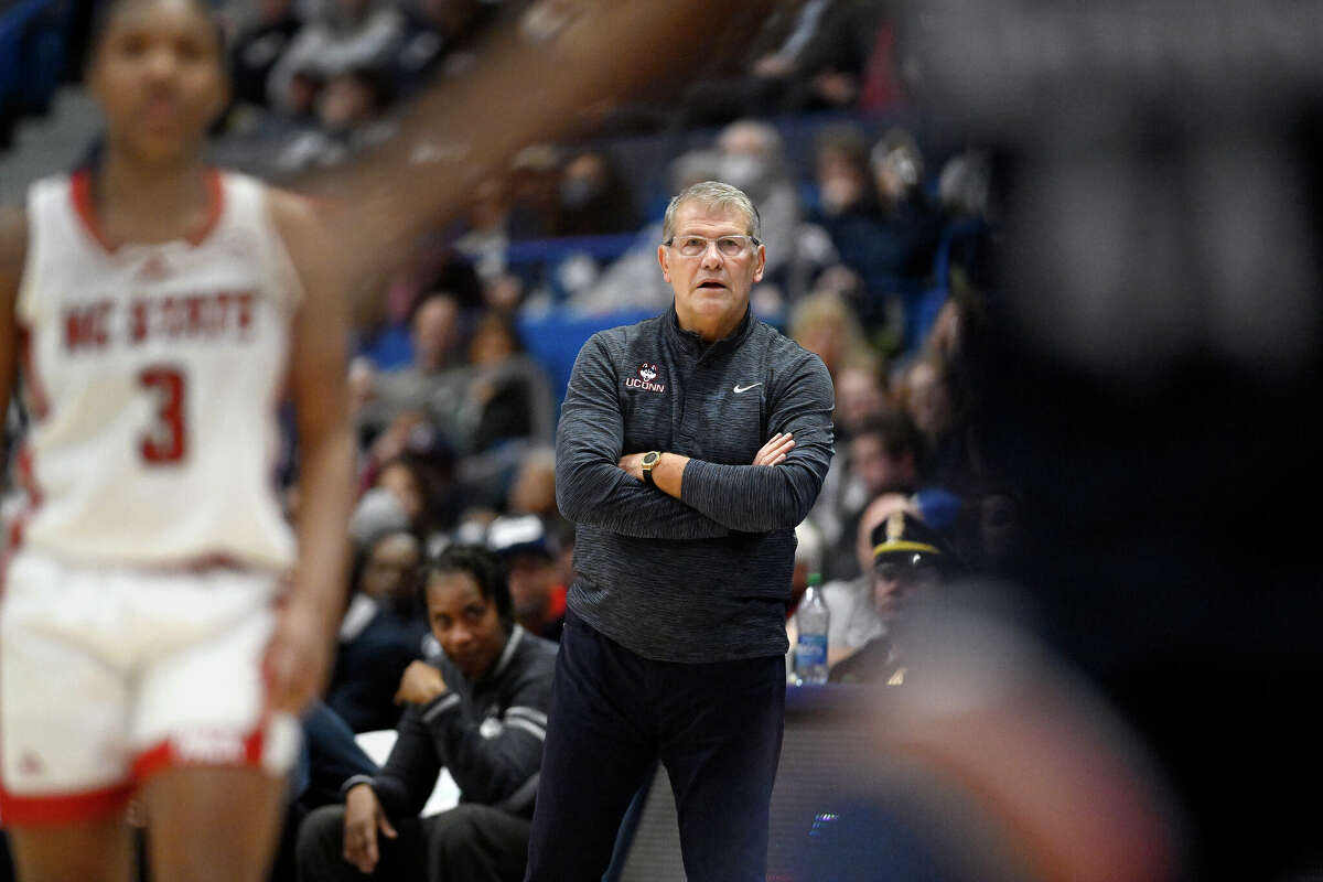 Connecticut head coach Geno Auriemma watches play during the second half of an NCAA college basketball game against North Carolina State, Sunday, Nov. 20, 2022, in Hartford, Conn. (AP Photo/Jessica Hill)