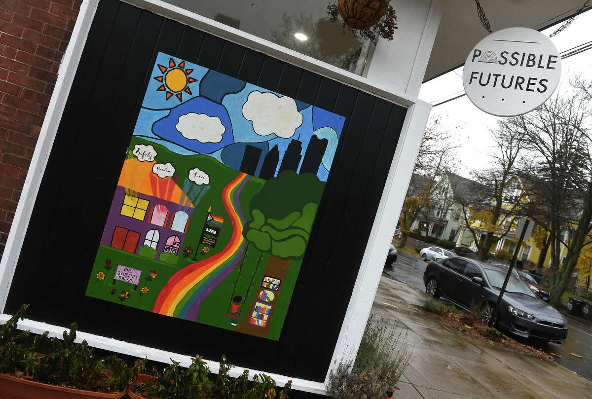 New independent book stores have been opening around CT