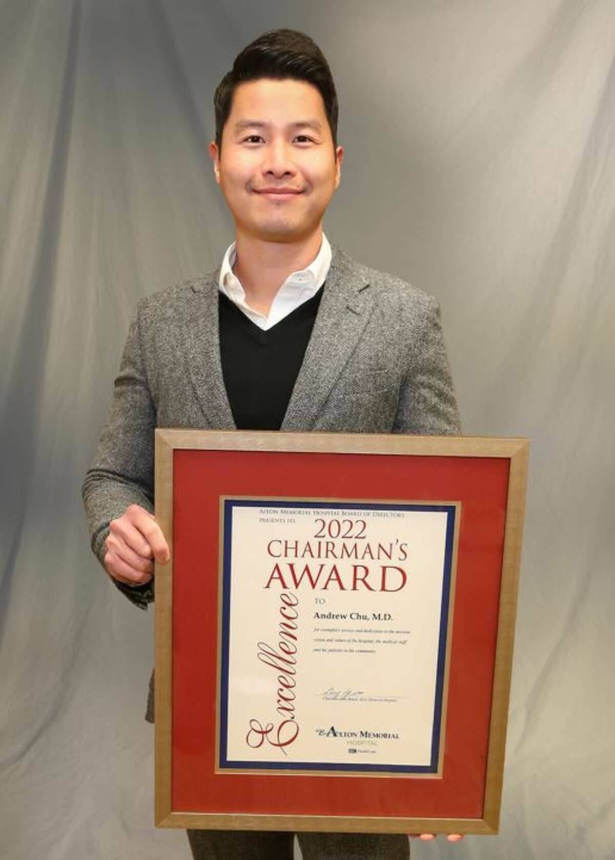 Dr. Andrew Chu, medical director of the Alton Memorial Hospital lab, is the winner of the 2022 Alton Memorial Hospital Chairman’s Award.