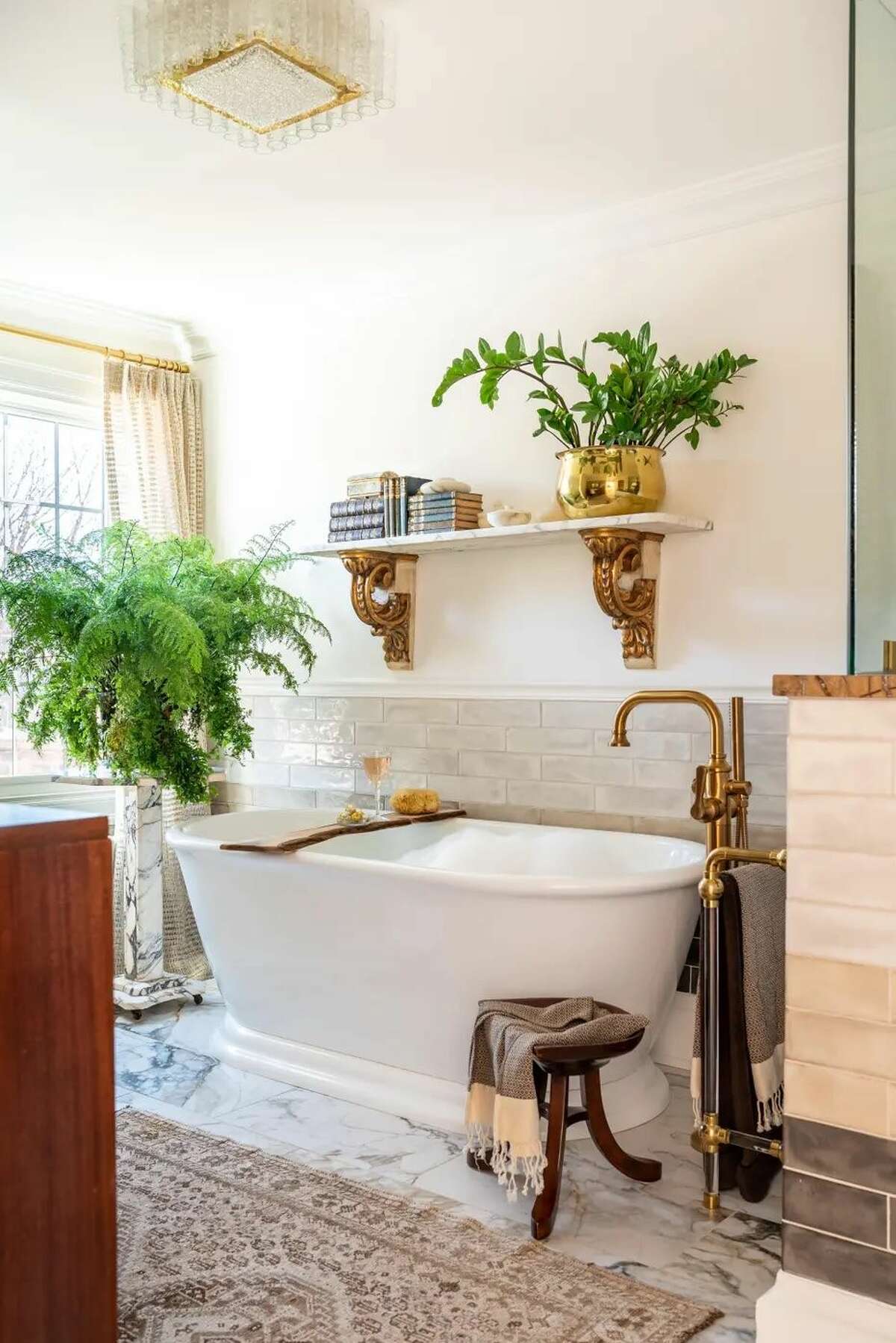 20 Brilliant Bathroom Lighting Ideas for Every Style | CT Post