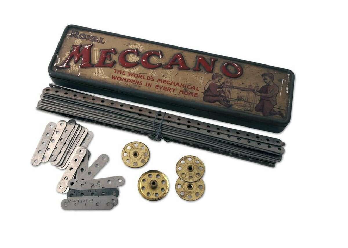 1919: Meccano sets This predecessor to the Erector Set was first produced in the early 1900s, invented by Frank Hornby in the United Kingdom. In 1919, Hornby formed the Meccano Guild to encourage boys of all ages (up to adults) to gather together and get to building.