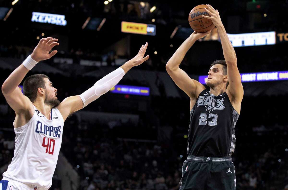 San Antonio Spurs Season Preview: Zach Collins Extension Solidifies Future  - Sports Illustrated Inside The Spurs, Analysis and More