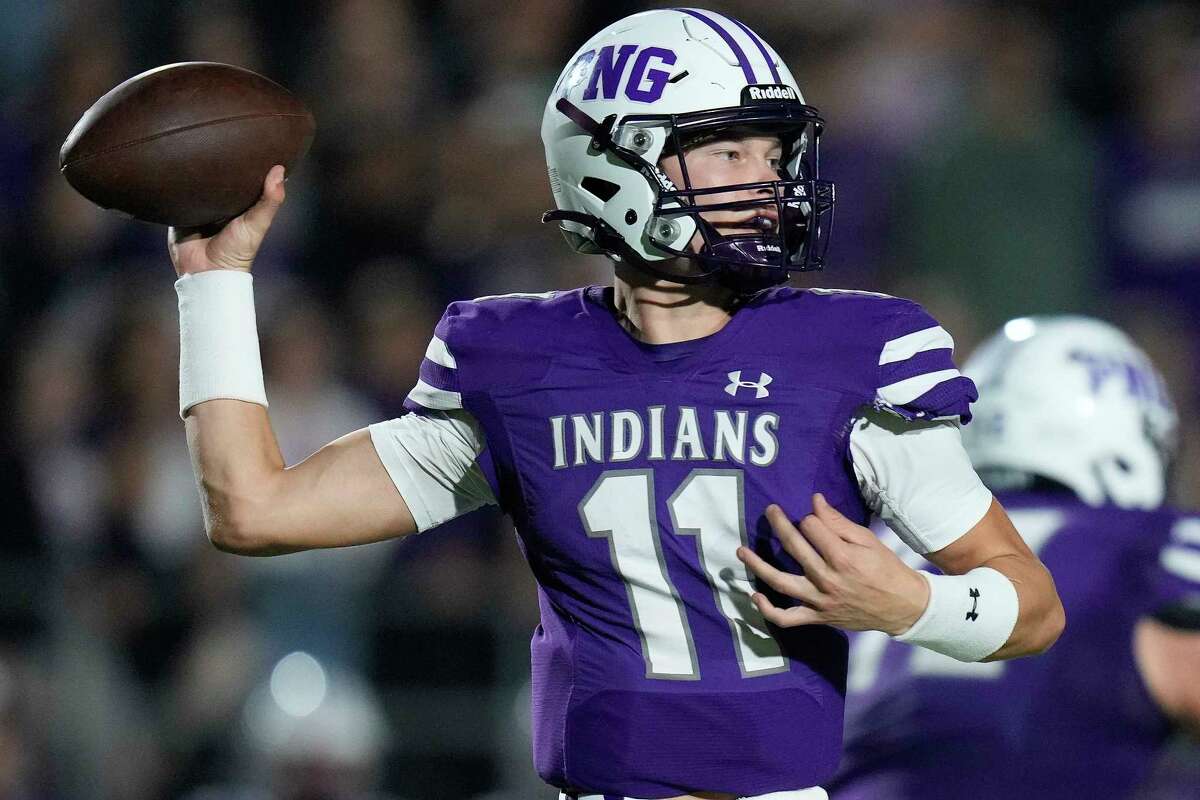 Port NechesGroves Indians upset Fort Bend Marshall Buffalos