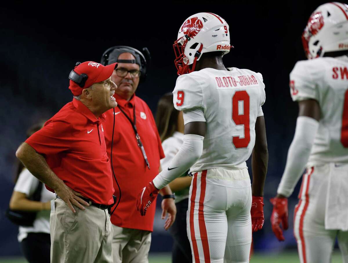 Seth Davis leads Katy Tigers to win in regional final