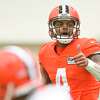 Cleveland Browns quarterback Deshaun Watson calls a play during an NFL football practice at the team's training facility Wednesday, Nov. 30, 2022, in Berea, Ohio. (AP Photo/David Richard)