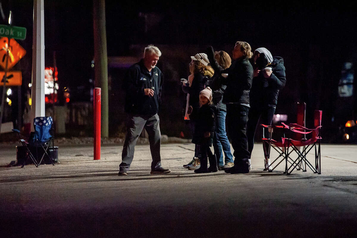 PHOTOS Sanford Shines during parade and Christmas tree displays