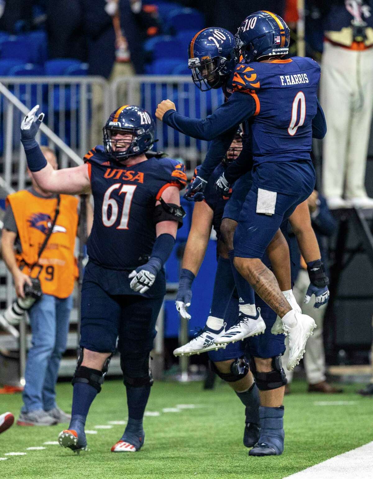 UTSA Heading To Florida To Face Sun Belt Champs Troy In Cure Bowl