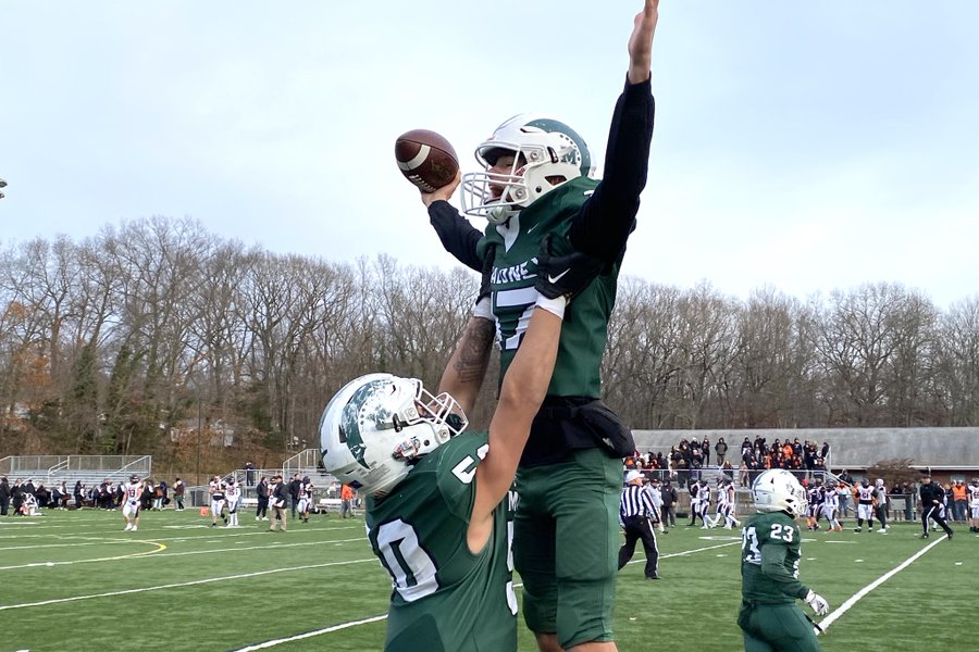 Maloney football defeats Shelton, headed back to Class L finals