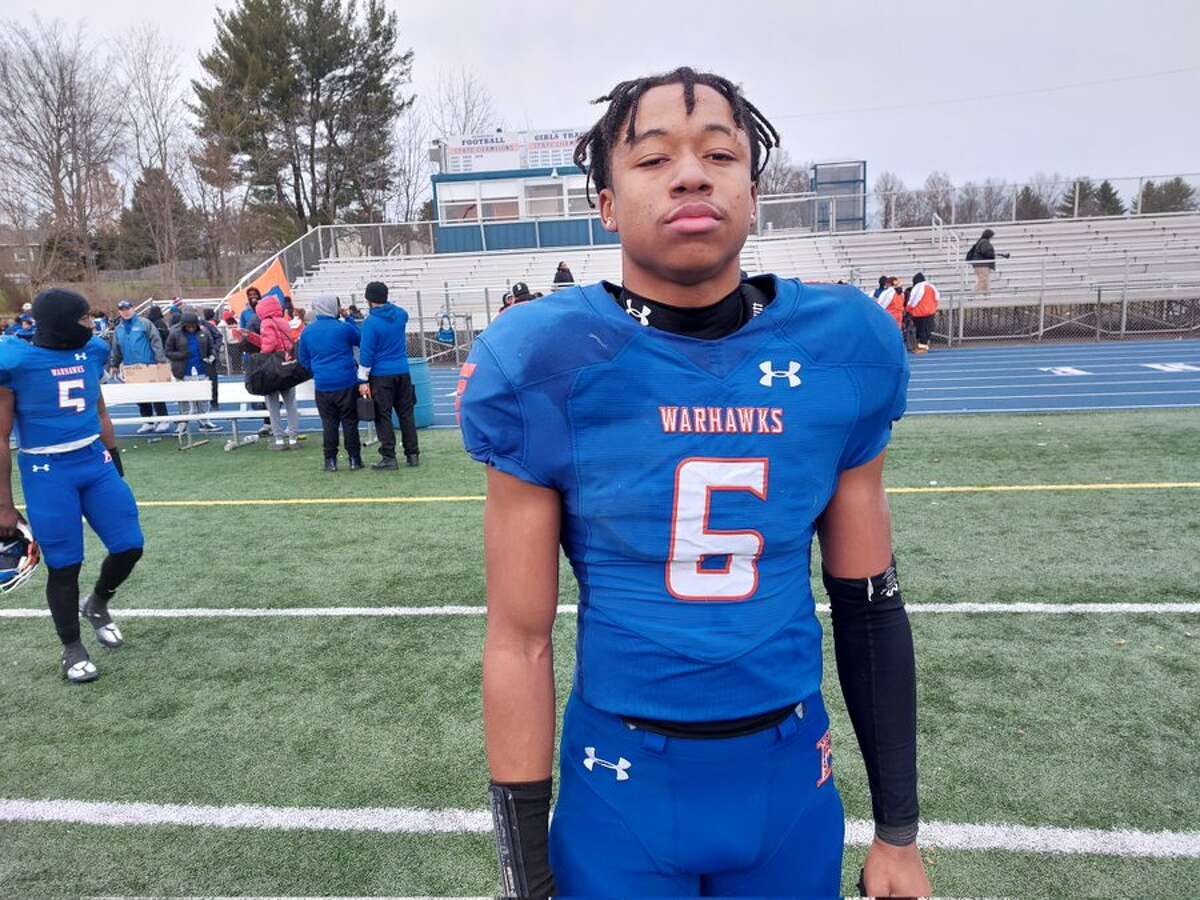 Davion Kerr had seven receptions for 151 yards and 2 touchdowns to lead No. 2 Bloomfield to a 45-21 win  over No. 3 Holy Cross in a CIAC Class S semifinal football game Sunday.