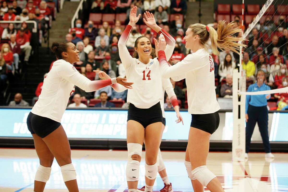 Lessons learned? Stanford women’s volleyball headed to Sweet 16