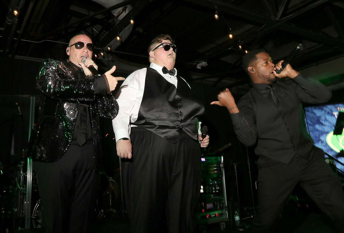 SEEN The Melodies Center's 2022 Dancing in the Woods Gala