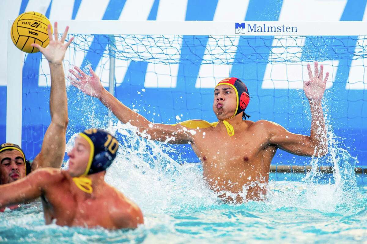 Cal men’s waterpolo team rallies past USC, wins 16th national title