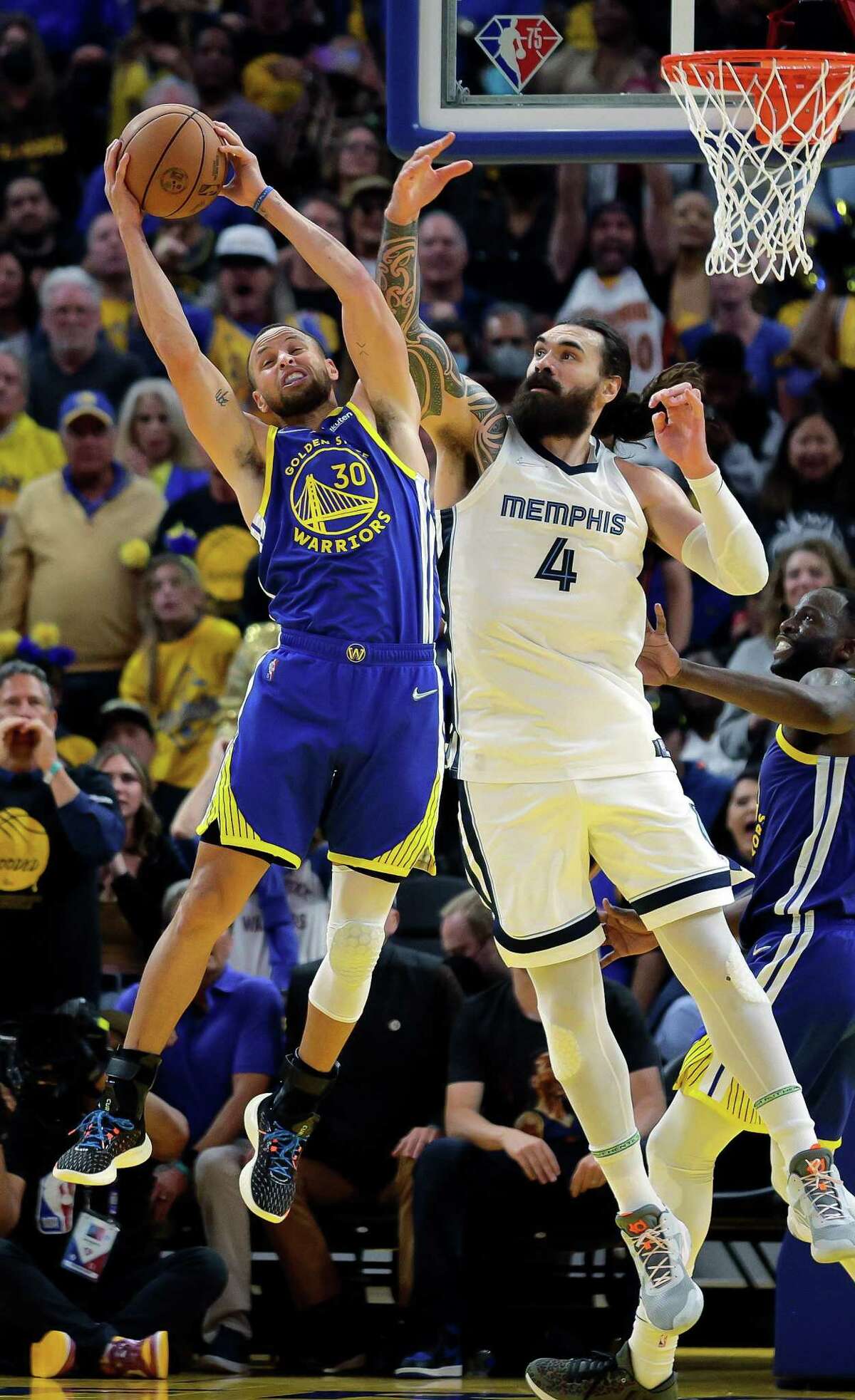 Why Steph Curry’s rebounding is on the rise and fueling Warriors’ fast ...