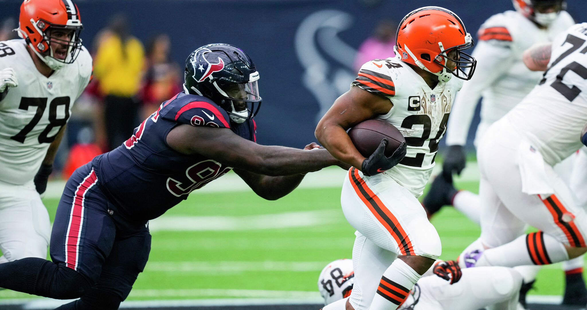 WATCH: Texans S Jalen Pitre intercepts Browns QB Deshaun Watson