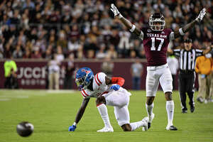 Texas A&M’s top cornerback leaving early for NFL draft