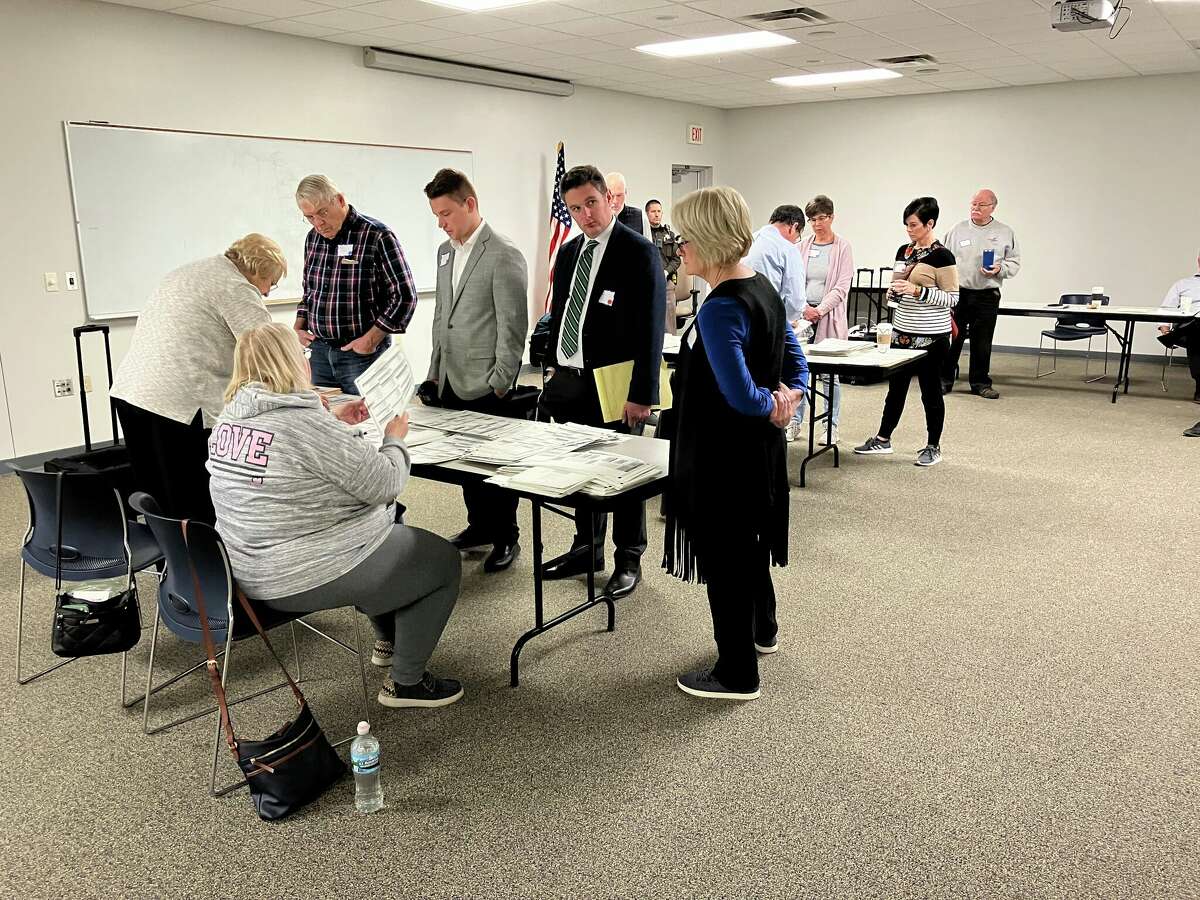Votes for the Midland County Commission 6th District race are recounted on Monday, Dec. 5, 2022 at the Homer Township Public Safety Building. Commissioner Eric Dorrien's Nov. 8 reelection was upheld in Monday's recount. His opponent, Sarah Schulz, had requested the recount after Dorrien won the Nov. 8 vote by five votes.