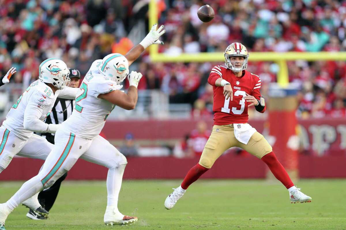 San Francisco 49ers’ Brock Purdy passes in 3rd quarter against Miami Dolphins during Niners’ 33-17 win in NFL game at Levi’s Stadium in Santa Clara, Calif., on Sunday, December 4, 2022.