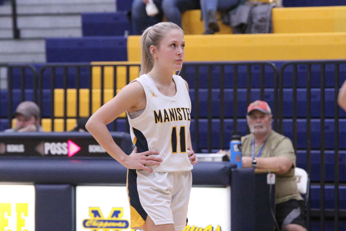 Manistee senior point guard Lacey Zimmerman competes against Frankfort on Dec. 5.