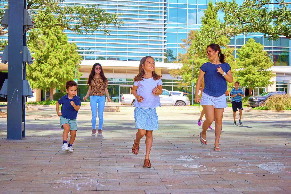 Dance and Move with Young Audiences of Houston at Levy Park. 