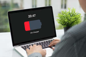 Replacement MacBook chargers are 34% off on Amazon