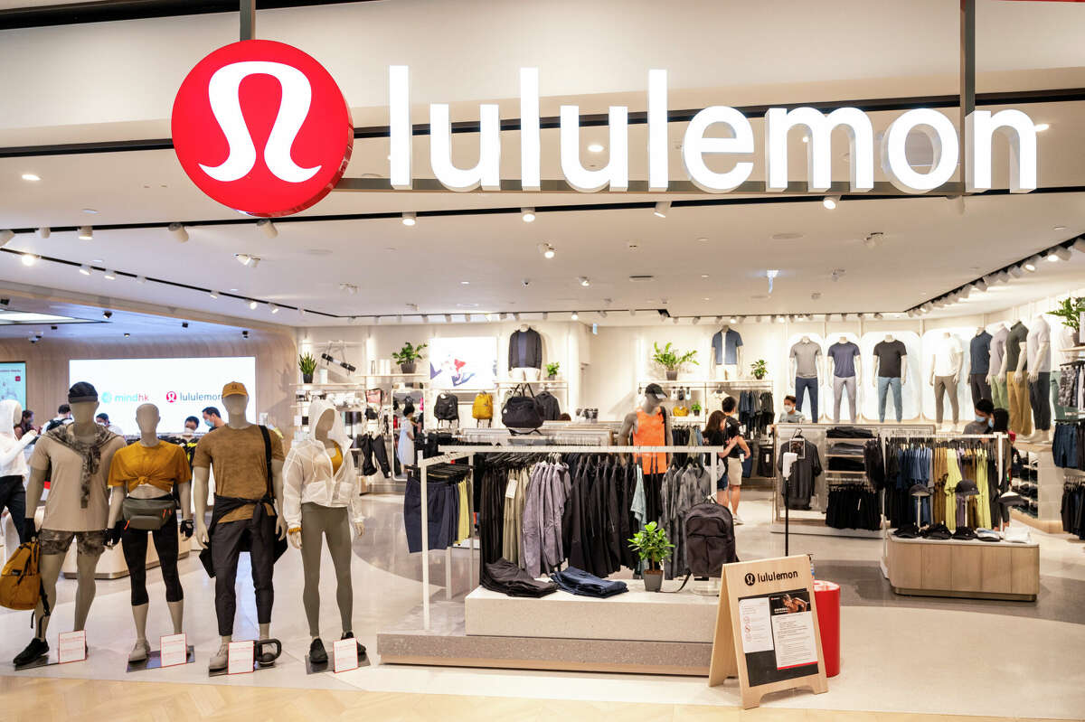 Lululemon - Avalon Mall