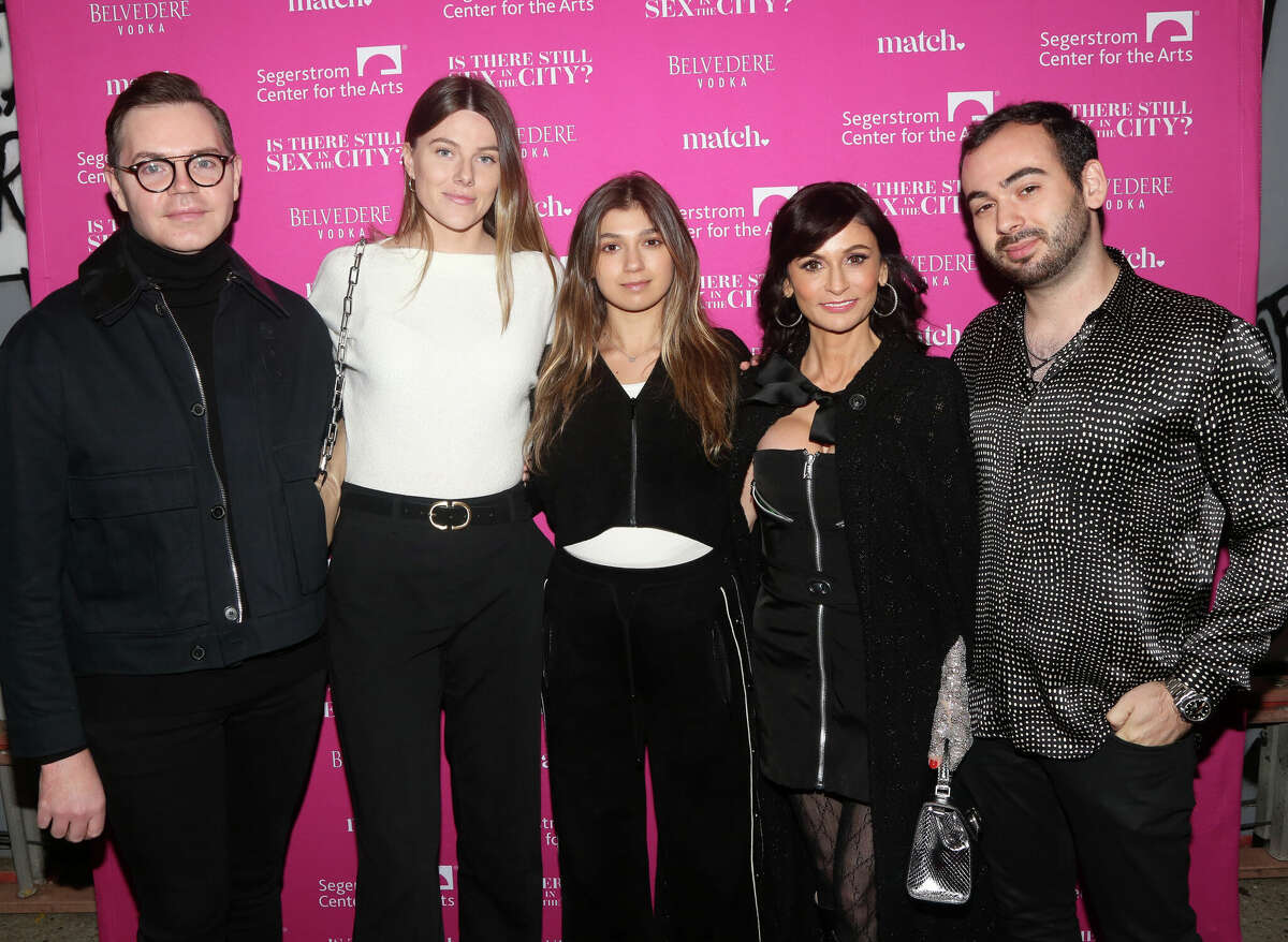 (L-R) Robert Brotherton, Nathalie Ulander, Miriam Haart, Julia Haart and Shlomo Haart  pose at the opening night of the new Candace Bushnell one-woman show "Is There Still Sex In The City?" at The Daryl Roth Theatre on December 7, 2021 in New York City. 