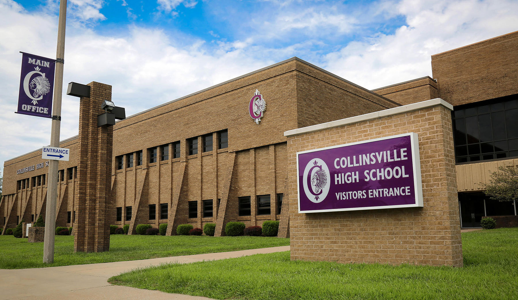 Collinsville High School Swatted Wednesday With False Threat Report   RawImage 