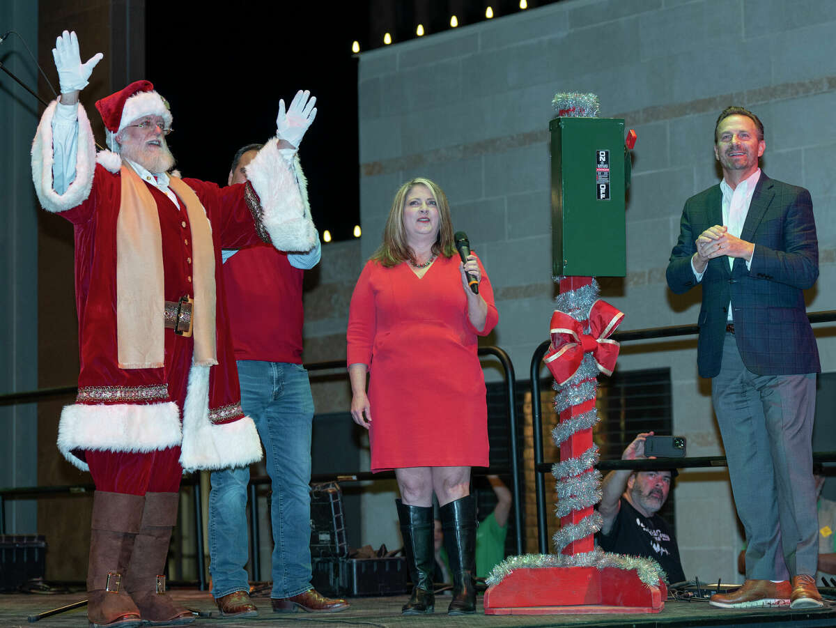 Midland Moments Christmas Tree Lighting at Centennial on Tuesday