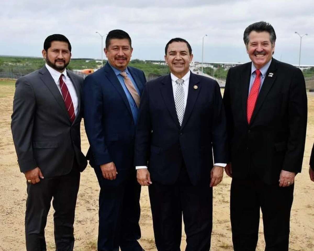Humberto "Tito" Gonzalez Jr. and several local leaders from the Laredo area. 