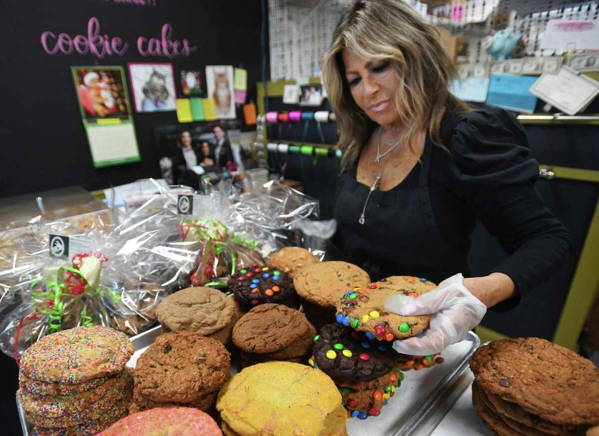 30K cookies a day? Milford bakeries gear up for holiday season