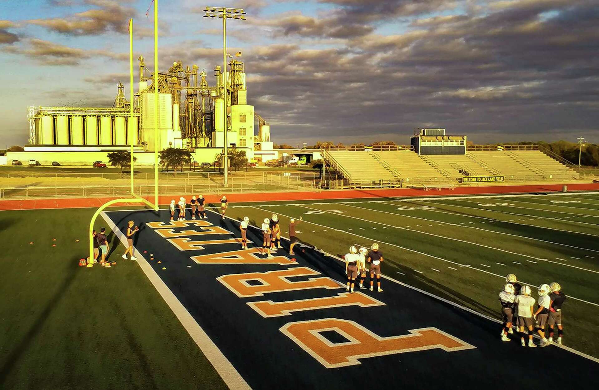 Poth ready for 'opportunity of a lifetime' in Class 3A semifinals