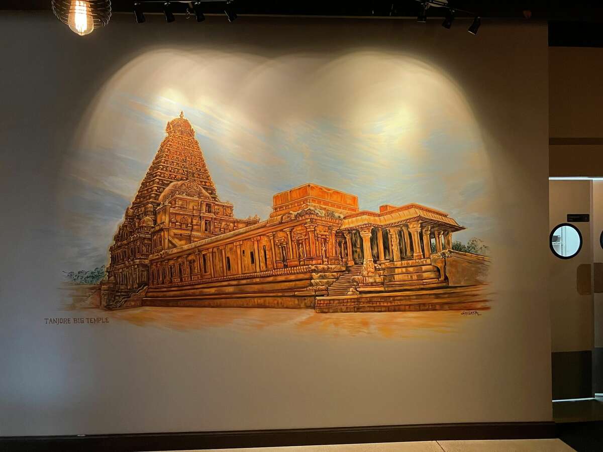 Midland, Michigan's newest Indian restaurant, Veedu, held its grand