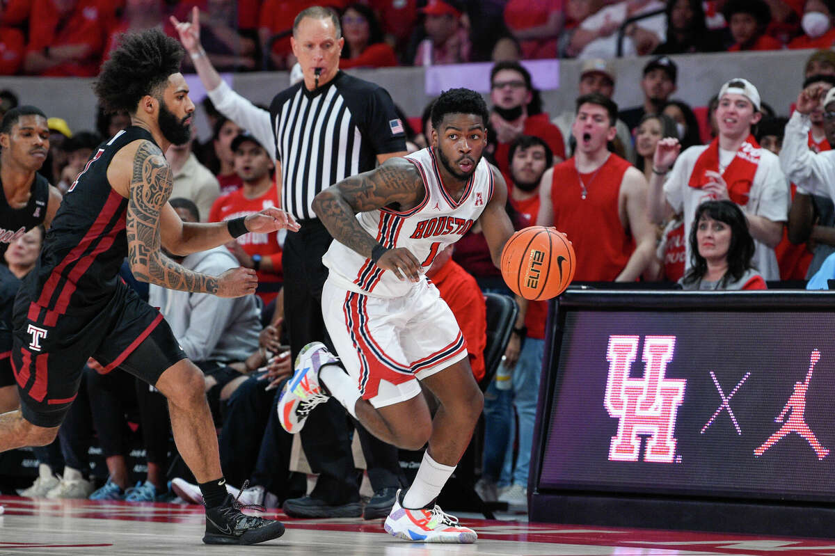 Houston Cougars guard Jamal Shead (1) runs a fast break during second half action during the basketball game between the Temple Owls and UH Cougars at the Fertitta Center on March 3, 2022 in Houston.