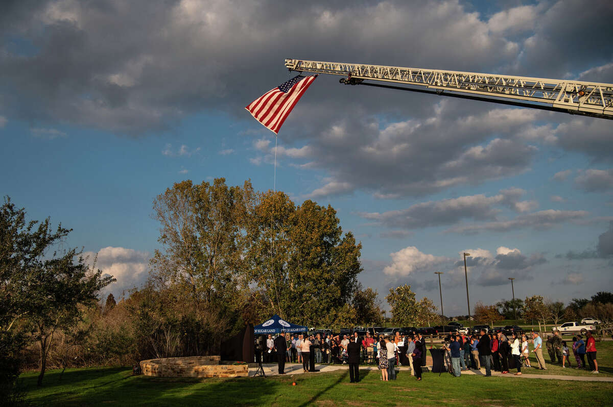 Sugar Land monument honoring Gold Star Families unveiled on Pearl