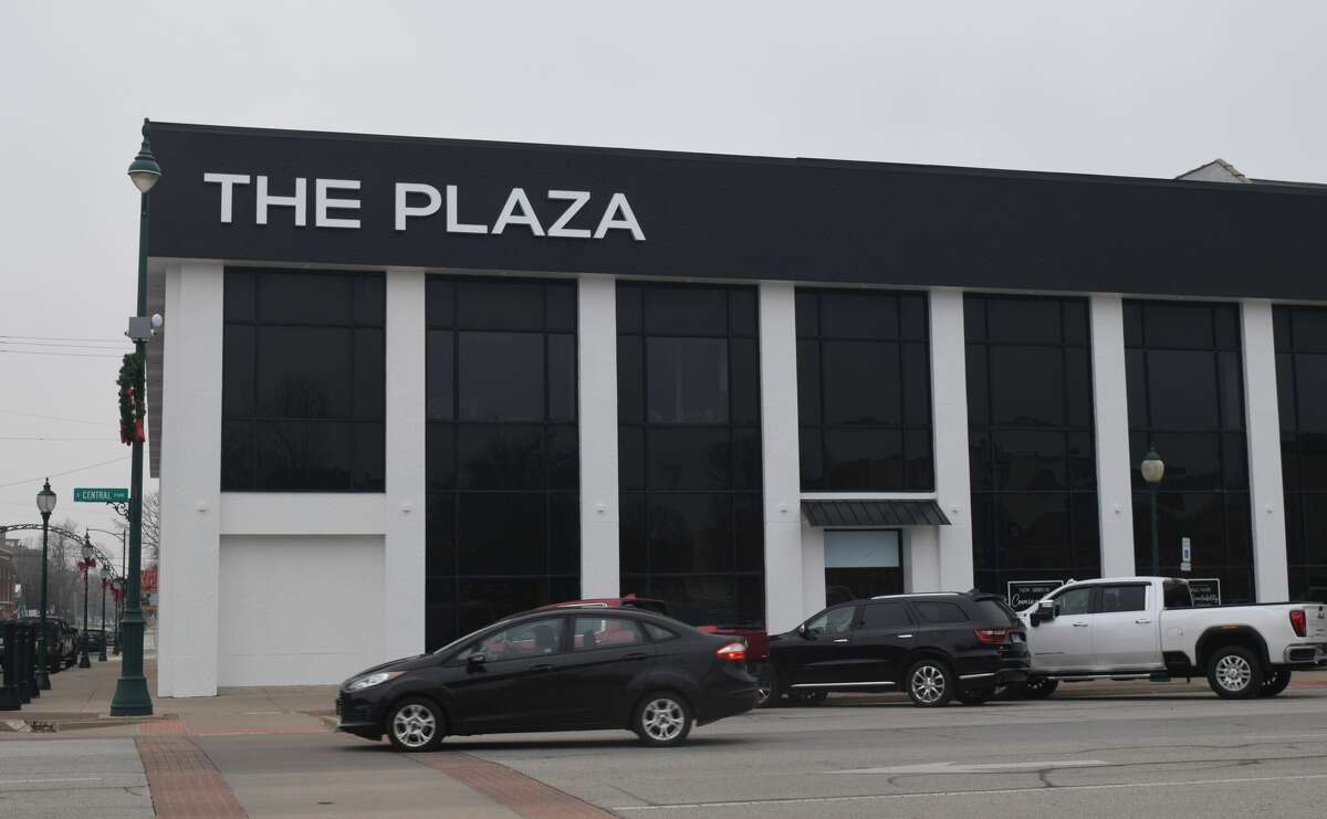 The Plaza has announced Eunoia Mama Co. and Willow Branch Boutique & Tanning as its first retail tenants.