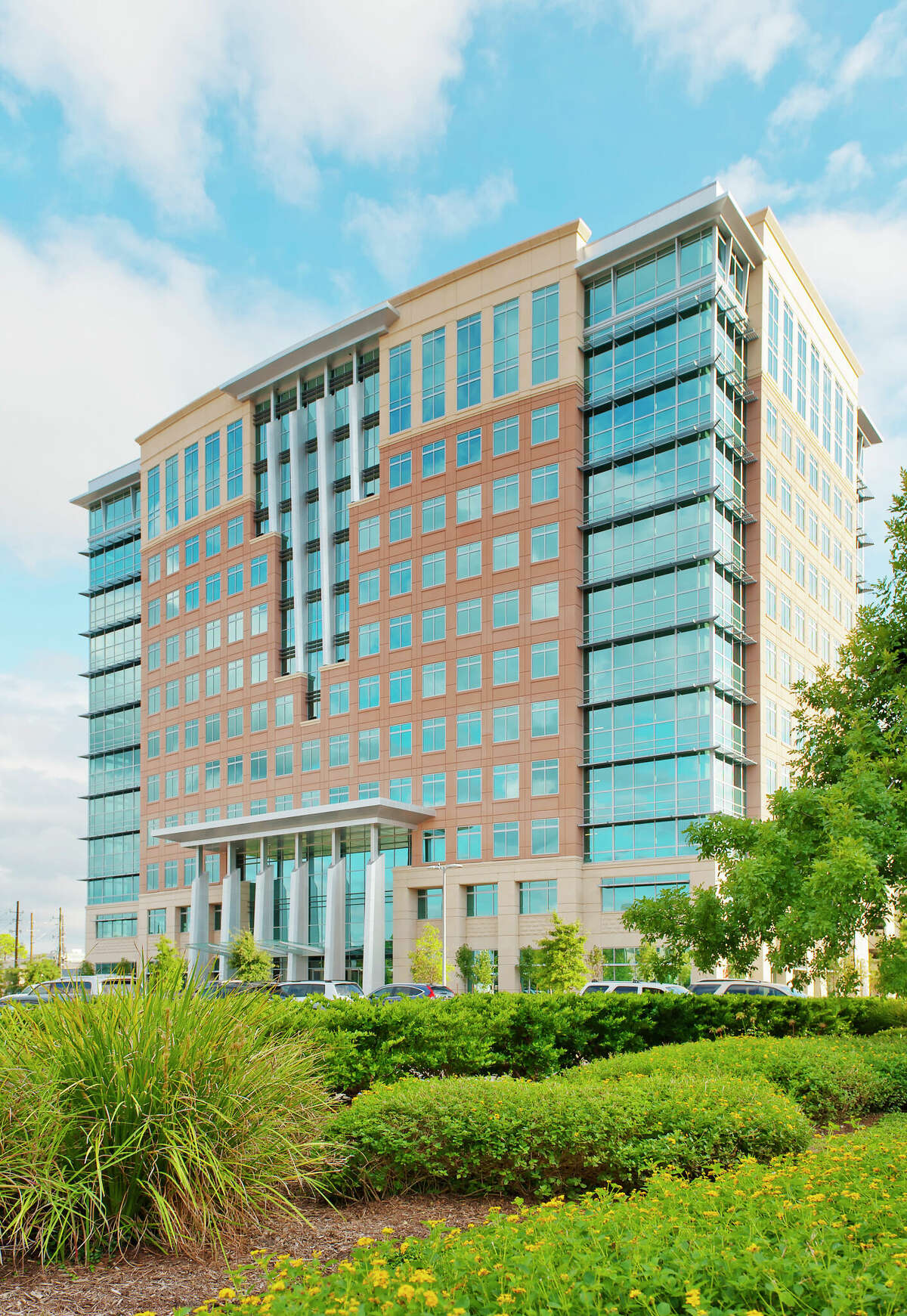 Lloyd Goldman Bldg: Your Next Smart Investment?