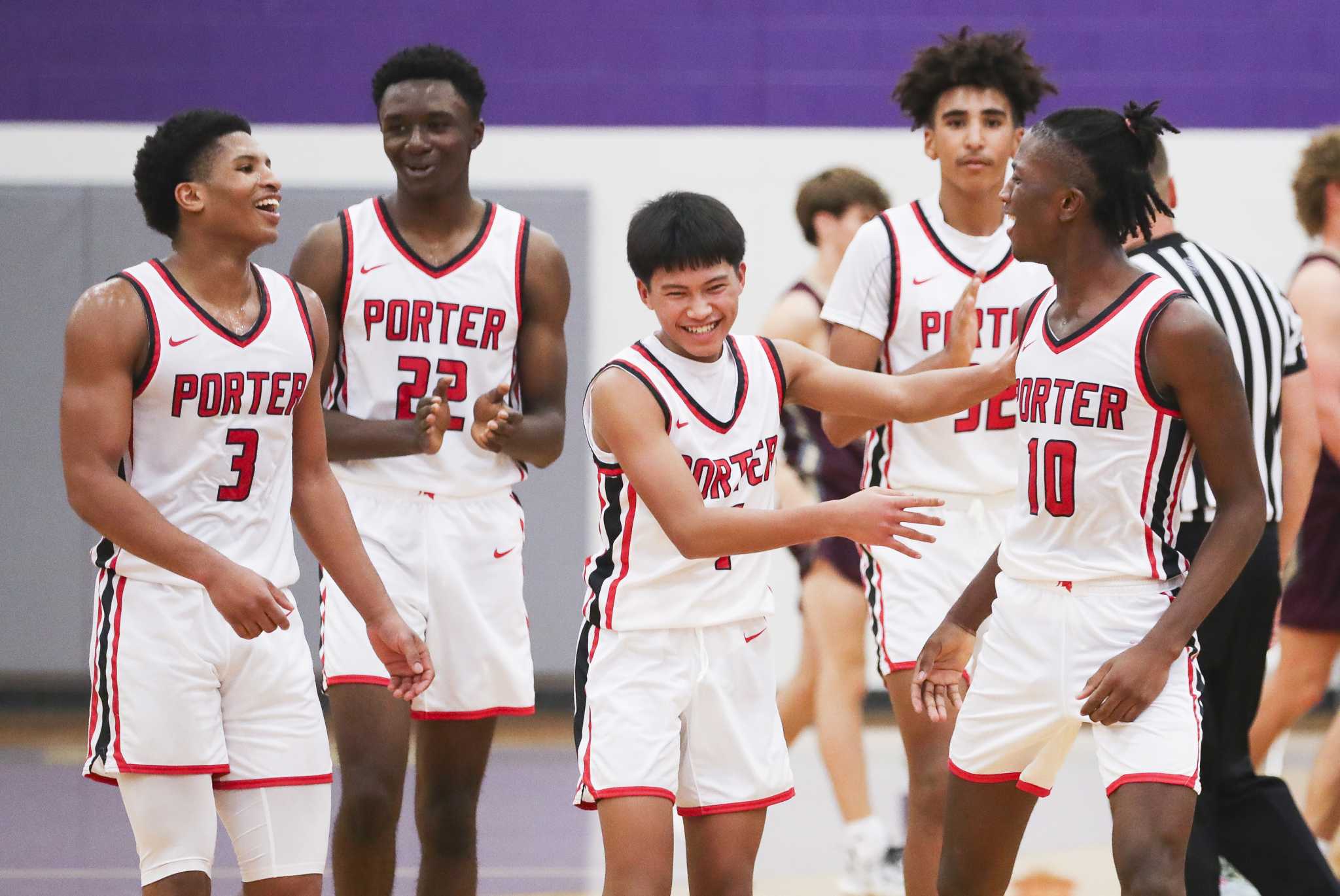 BOYS HOOPS: Montgomery falls to Kingwood Park in critical game