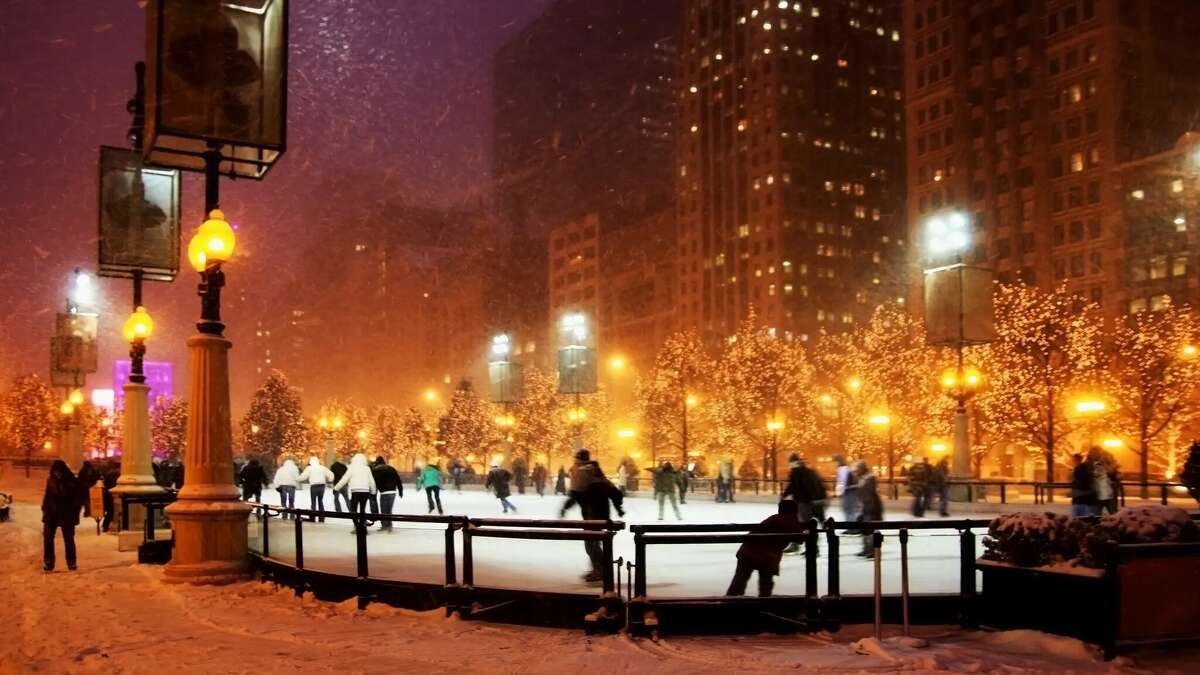 Is Chicago in the cards for a last-minute trip to celebrate New Year's Eve?
