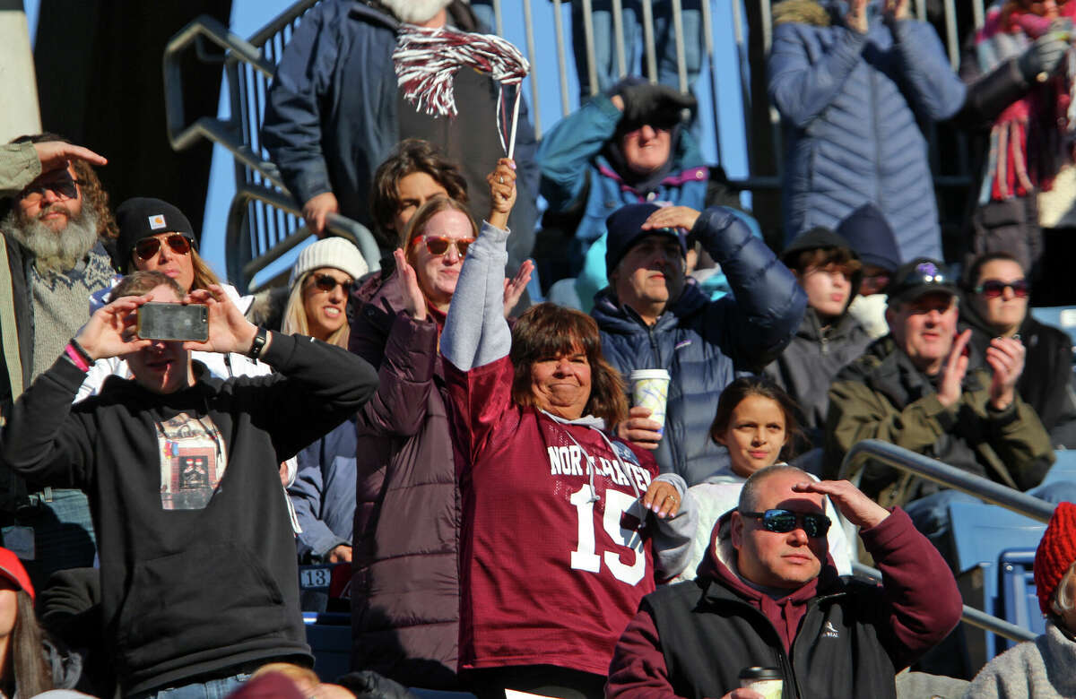 North Haven Beats Killingly In Class MM CT High School Football Final