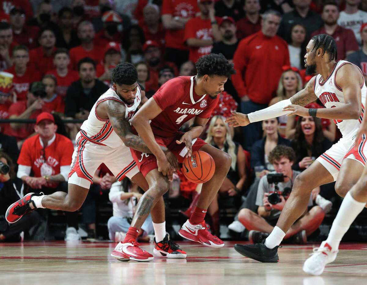 Alabama, which beat UH in a nonconference game in December, edged out the Cougars for the top spot in the AP and USA Today coaches polls this week.