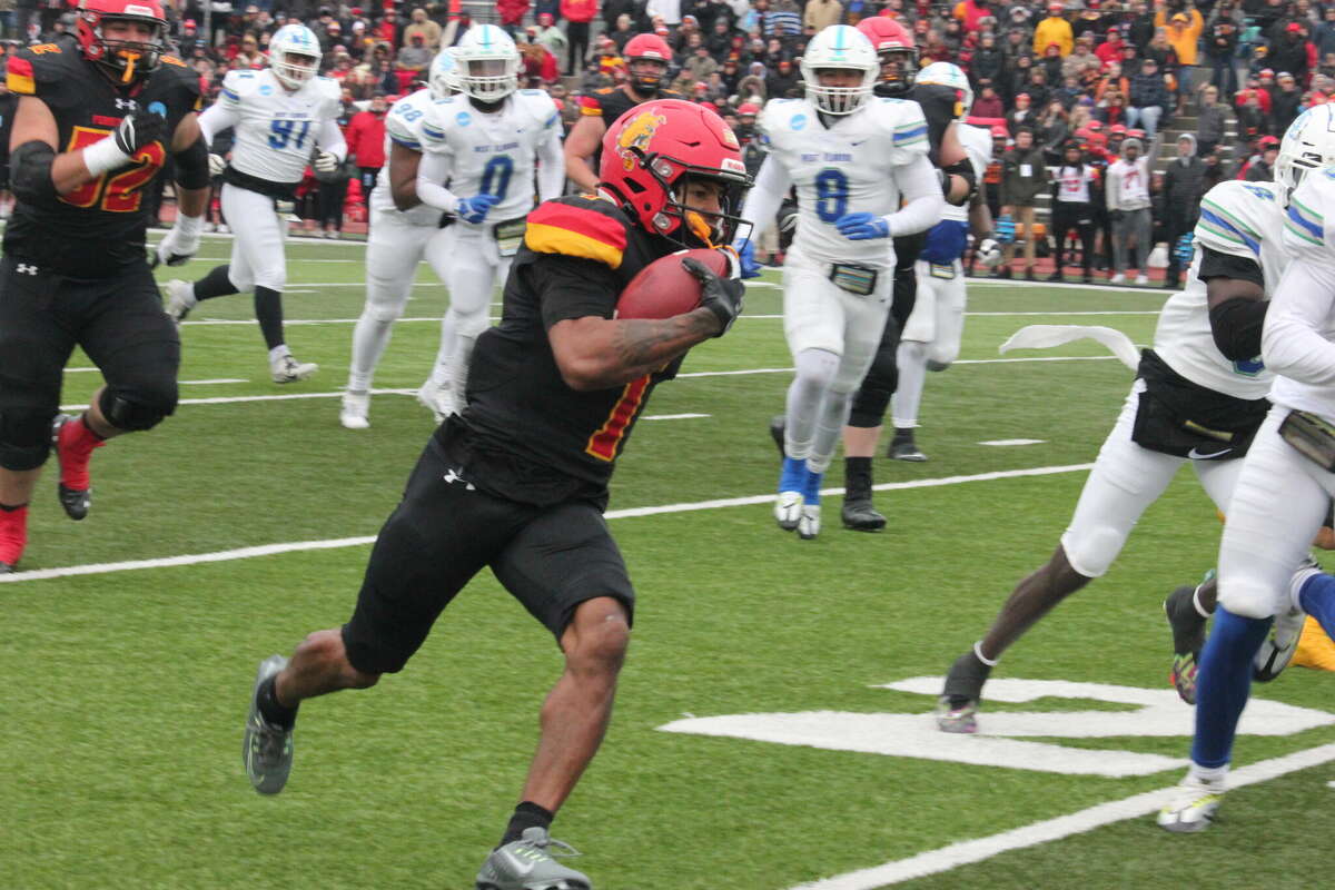 Ferris' Marcus Taylor storms down field against the West Florida defense on Saturday.