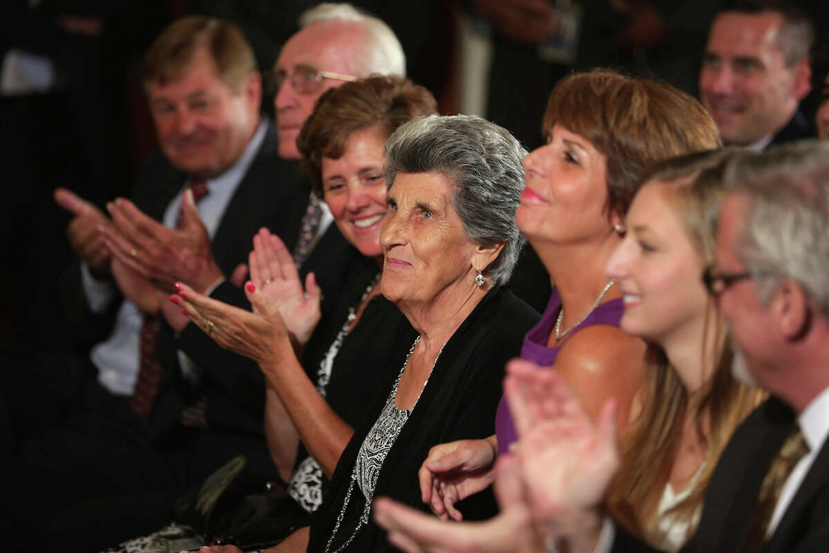 Mother of UConn women's basketball coach Geno Auriemma dies